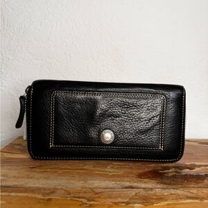 ❌ SOLD ❌black leather accordion wallet